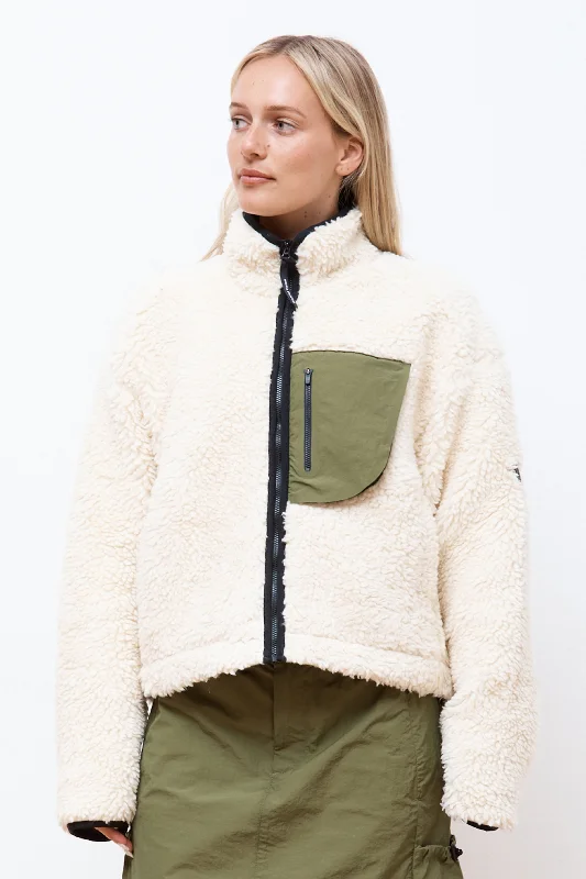 classic trench coatHeavyweight Cropped Pile Fleece Natural